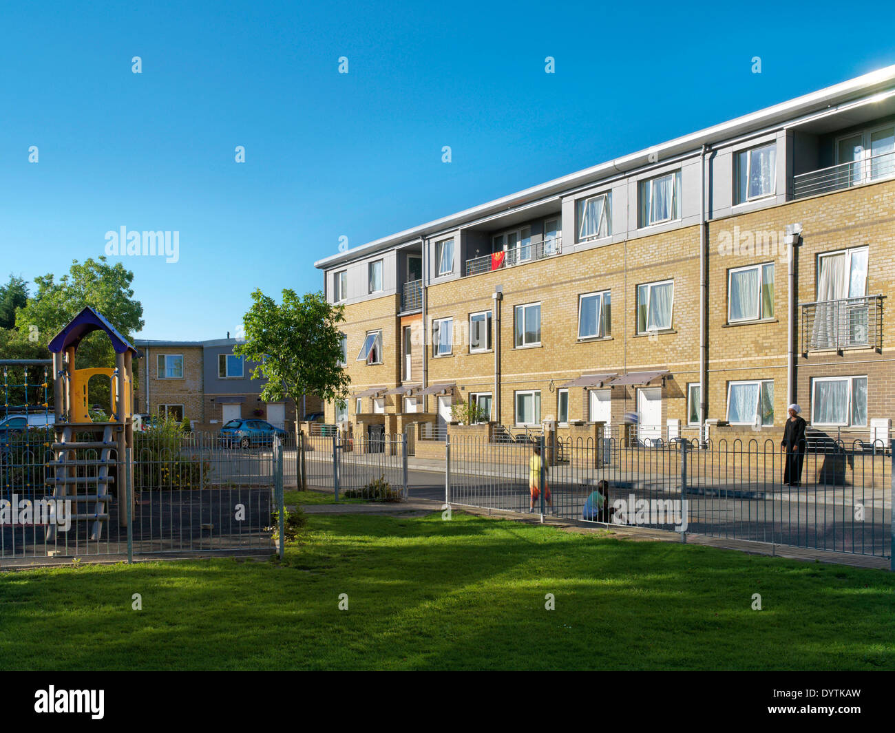 Social housing uk hi-res stock photography and images - Alamy