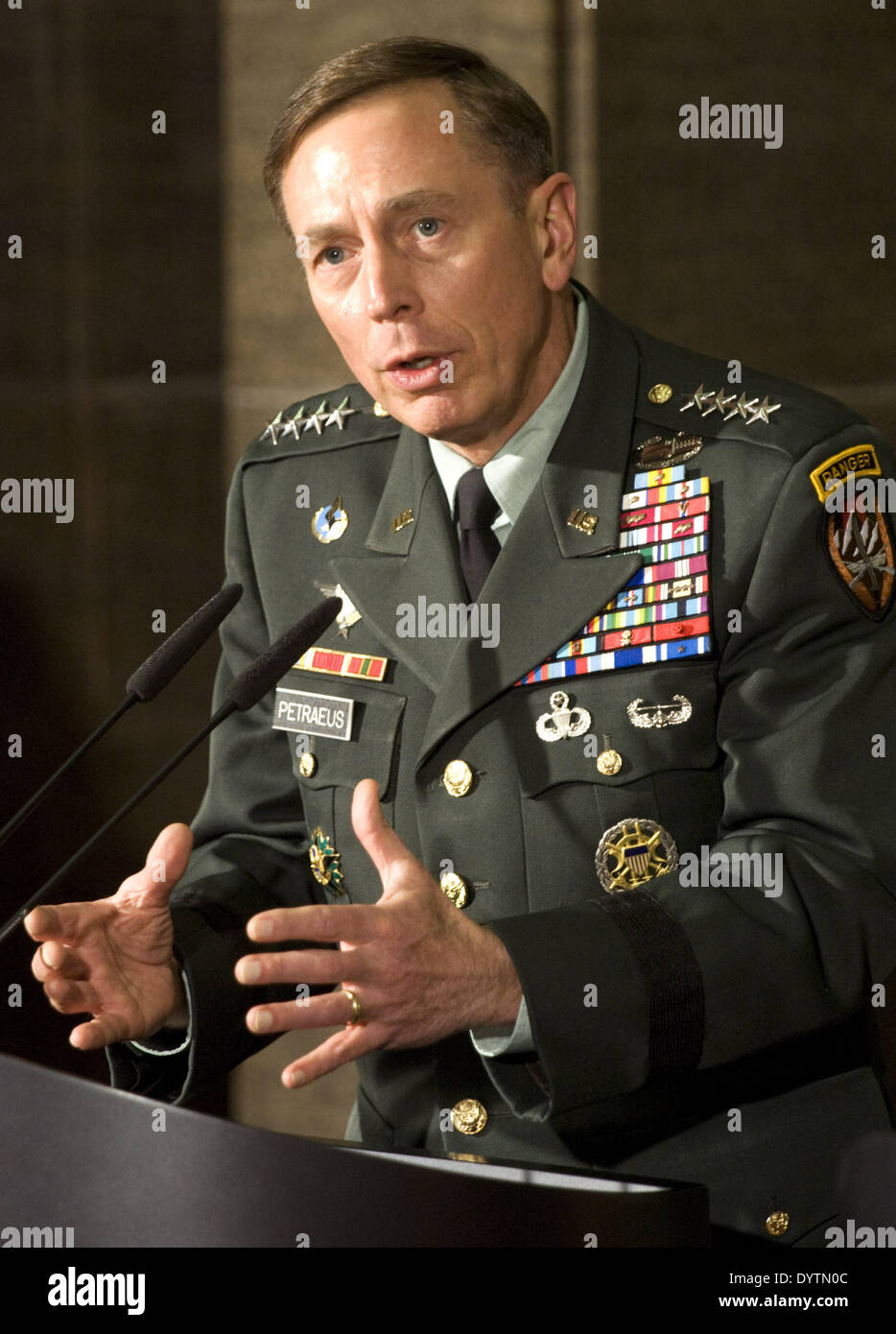 David Petraeus High Resolution Stock Photography and Images - Alamy
