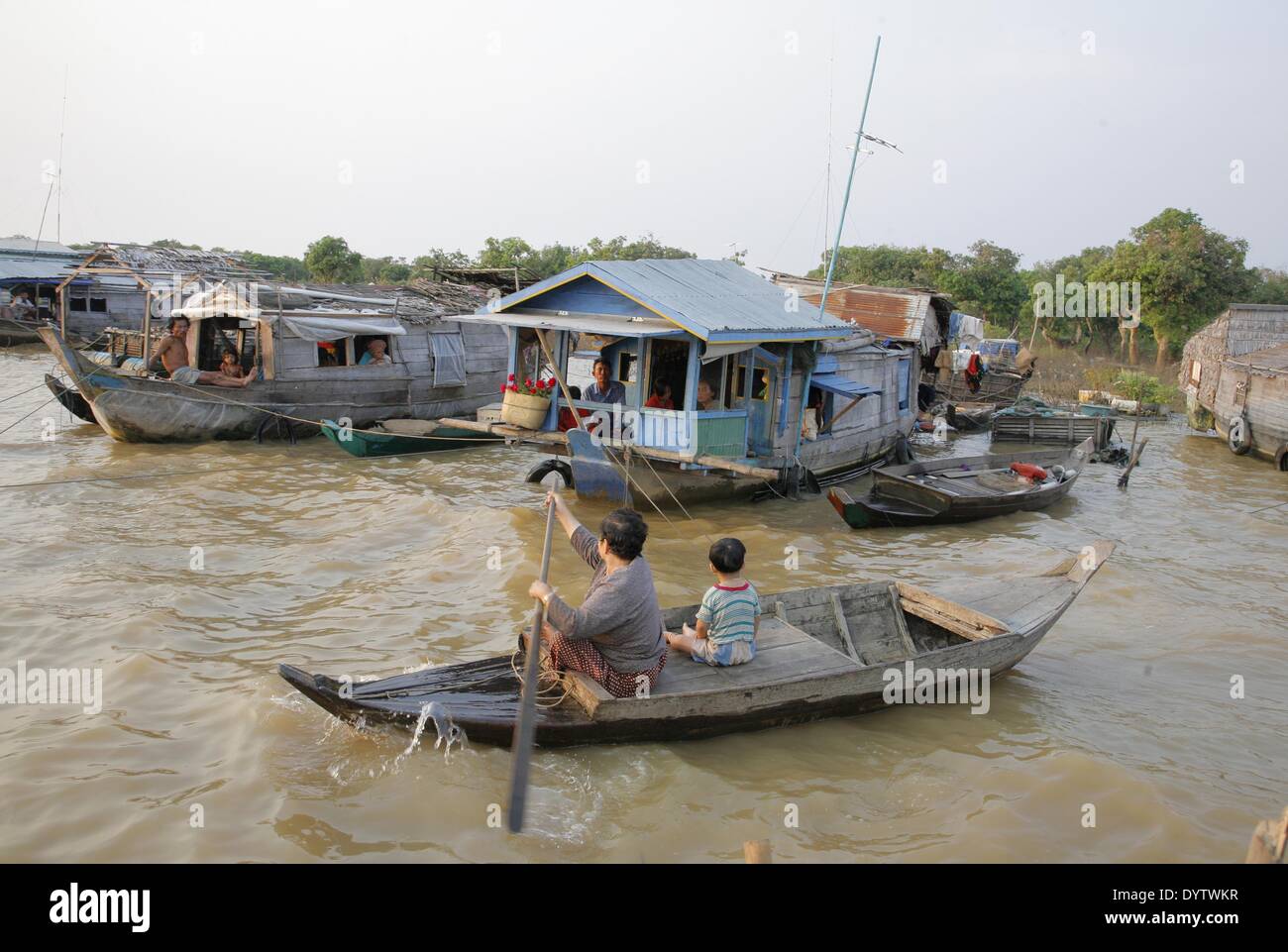 A floating village Stock Photo - Alamy