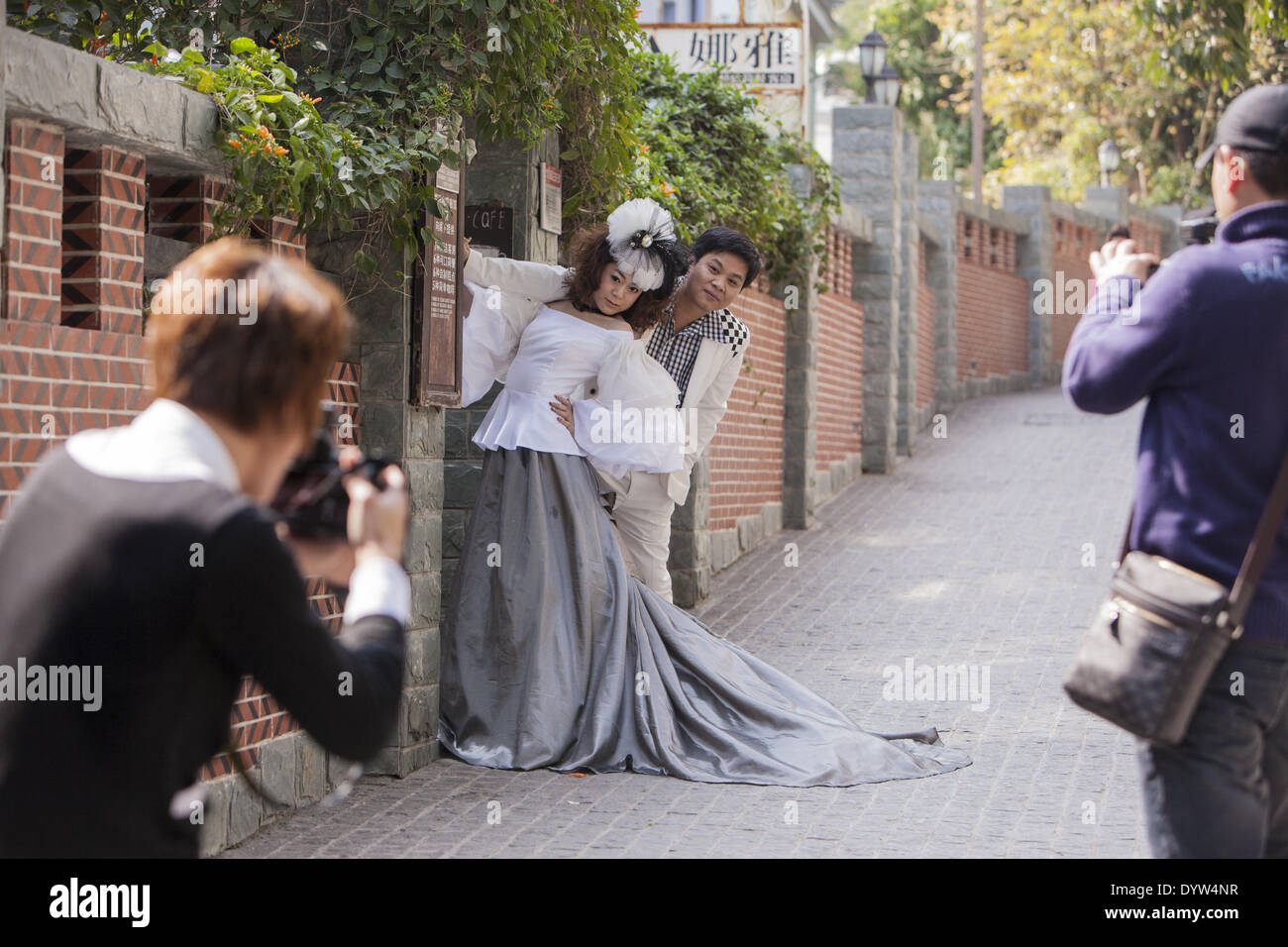 Charleston Studio Couples Portraits with Deirdre and Jon