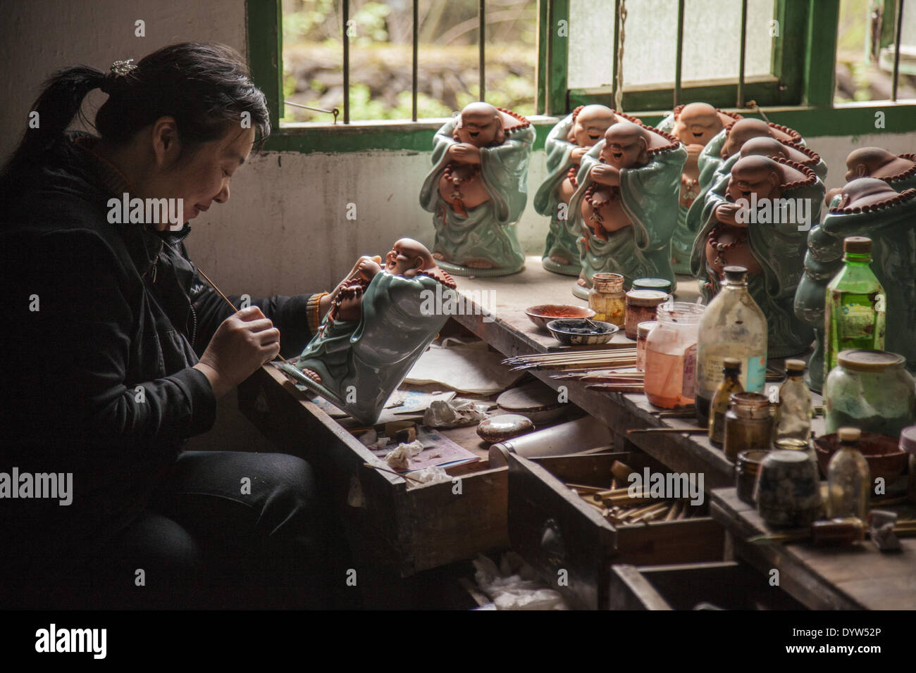 Porcelain figurine hires stock photography and images Alamy