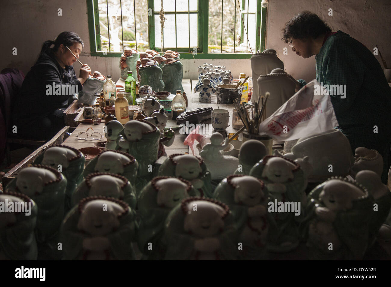 Porcelain figurine hires stock photography and images Alamy