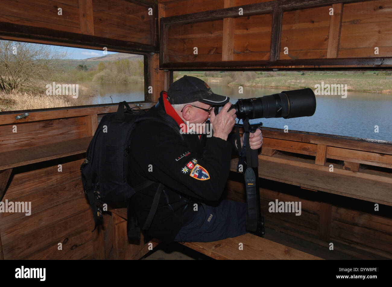 Photographer photography bird a hi-res stock photography and images - Alamy