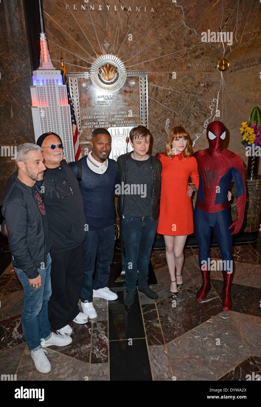 If the Poor Things characters were fonts 🫀 #poorthings #fonts #fonttok, image size:893x1390