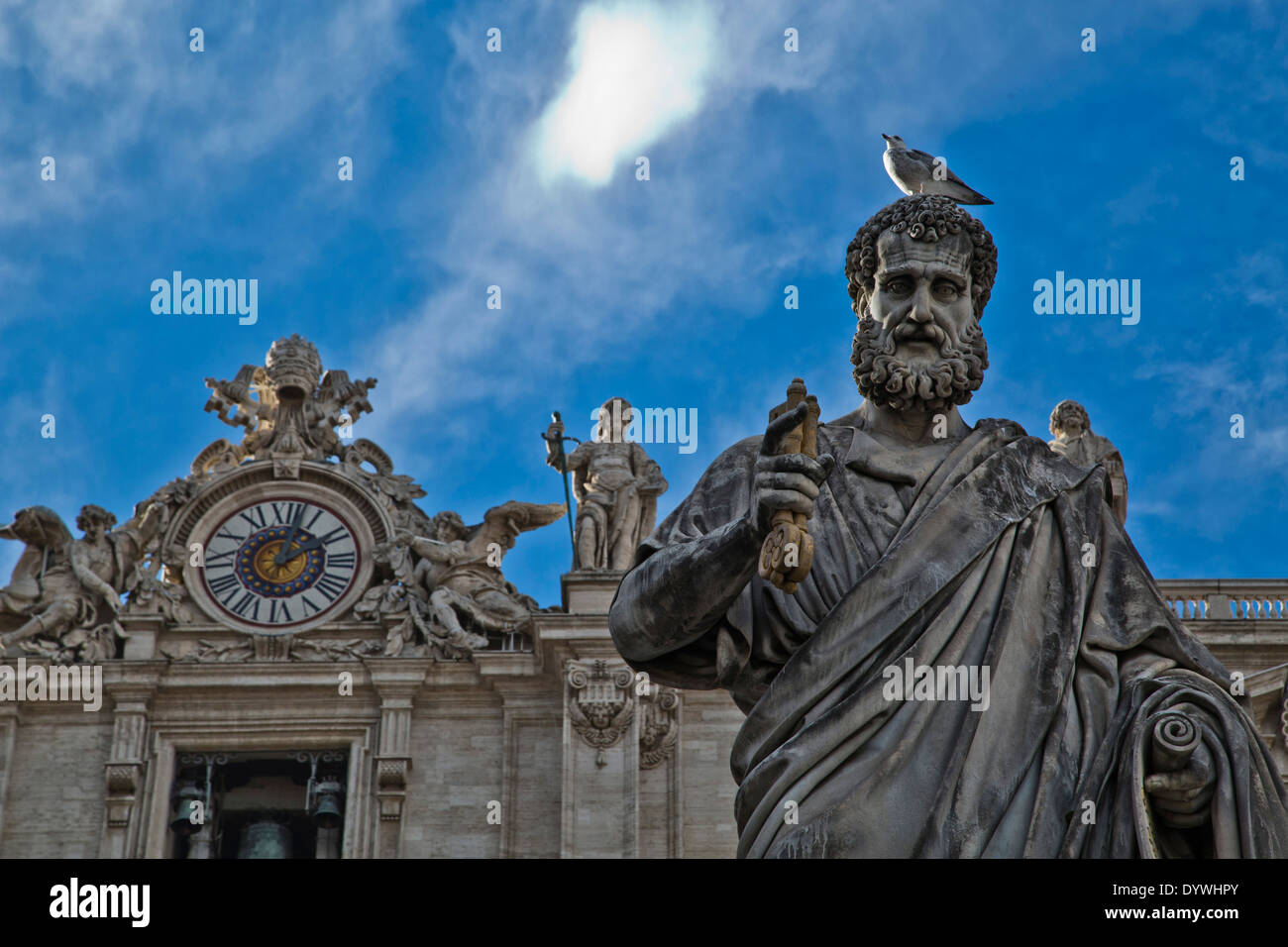 Peter statue vatican hires stock photography and images Alamy