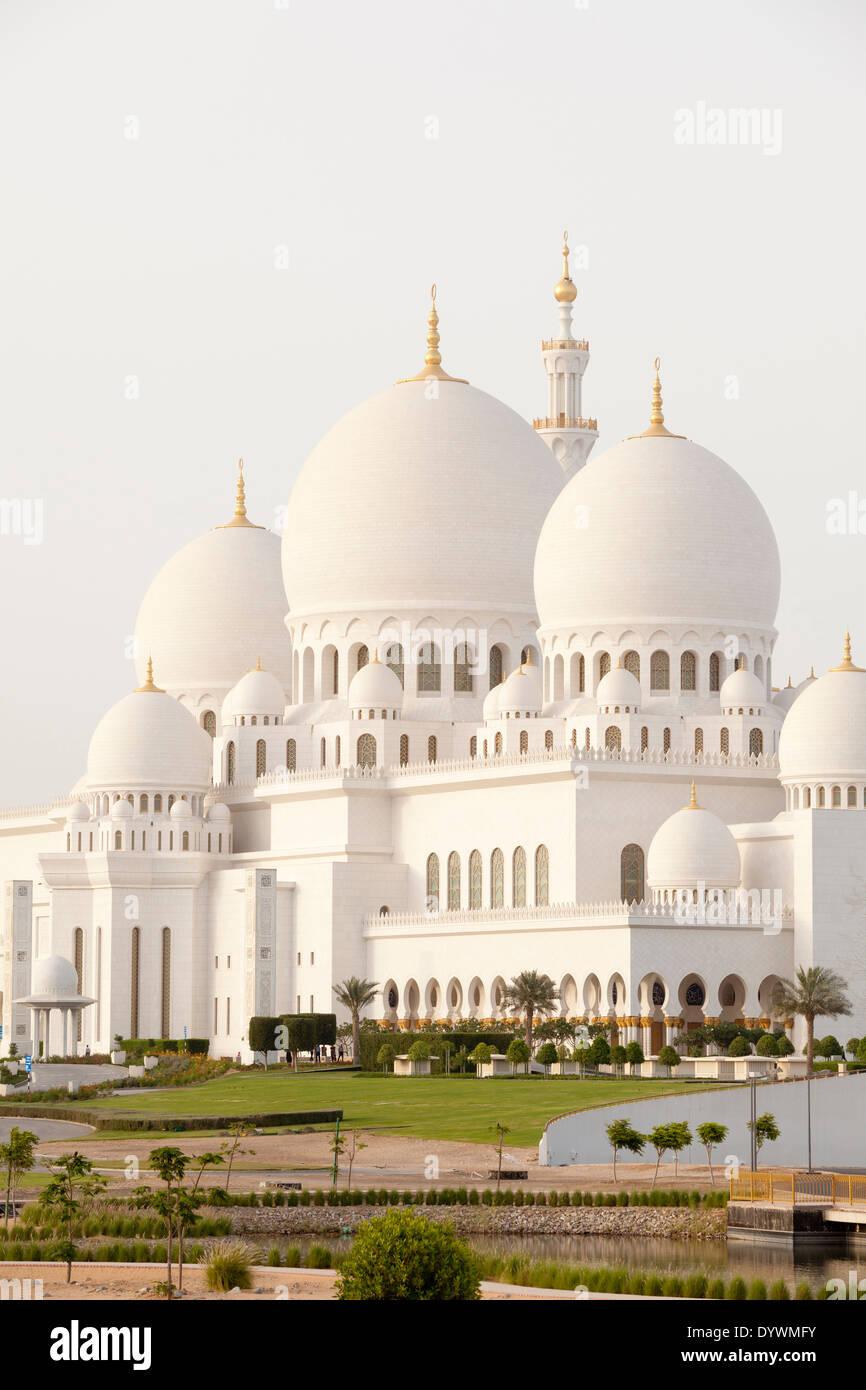 The Sheikh Zayed Grand Mosque in Abu Dhabi is the third largest mosque