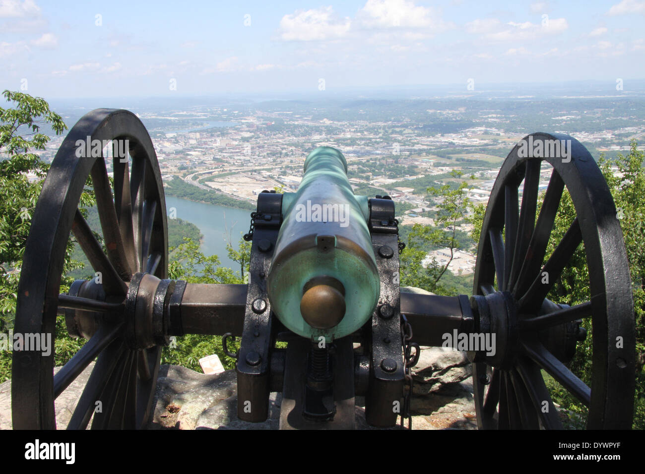 Civil war cannon over Chattanooga, Tennessee from Lookout Mountain Stock Photo