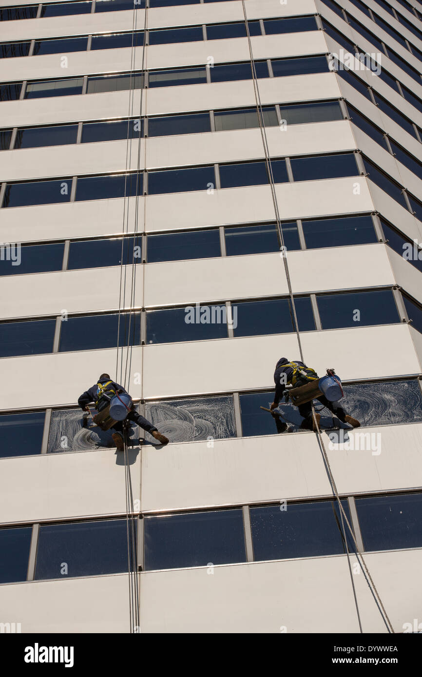 Chicago washers ropes hires stock photography and images Alamy