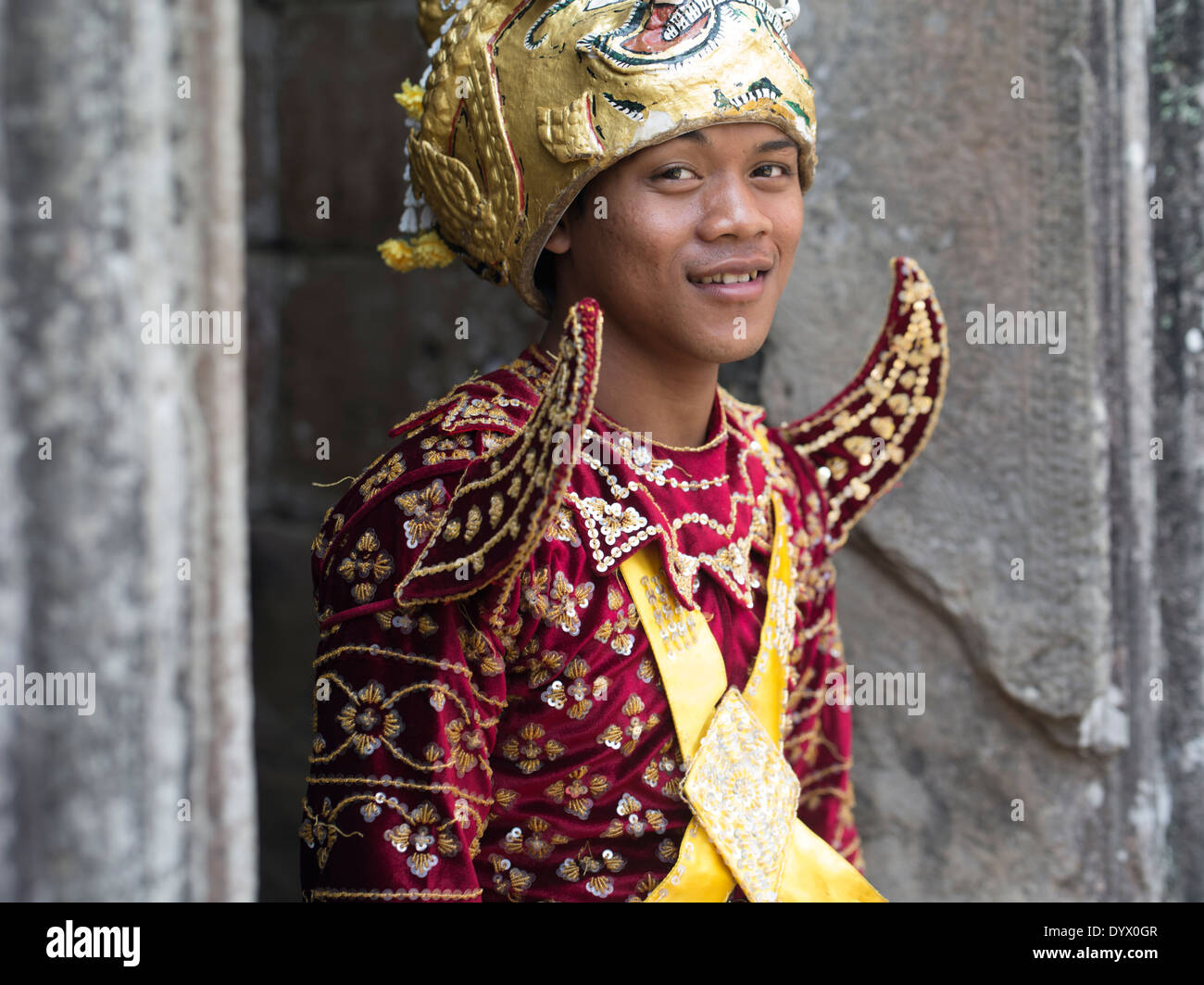 Khmer Dancer in demon costume at Bayon Temple within the walls of Angkor Thom, Siem Reap, Cambodia Stock Photo