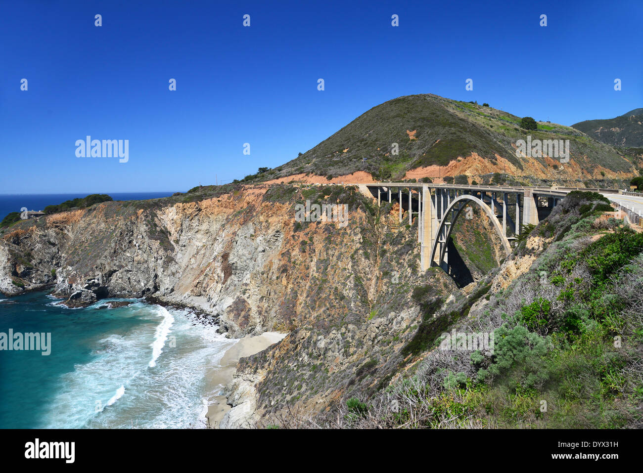 The landmark Bixby Bridge on picturesque Route 1 in California Stock Photo