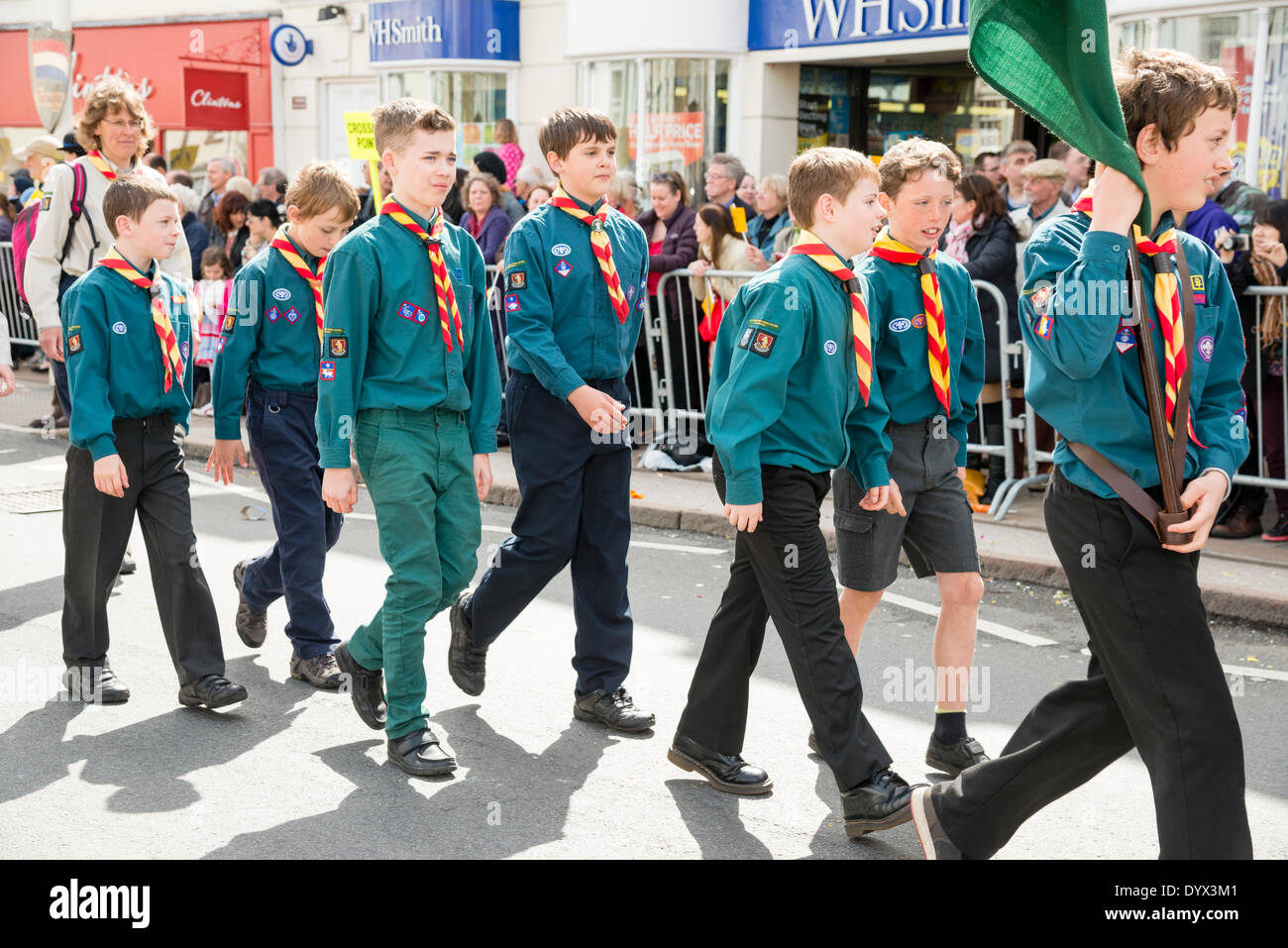 Stratford-upon-Avon, UK , 26th Apr, 2014. Shakespeare Birthday Celebrations 2014 – William Shakespeare’s 450th Birthday in Stratford upon Avon, UK. Scouts taking part in the parade. Credit:  Robert Convery/Alamy Live News Stock Photo