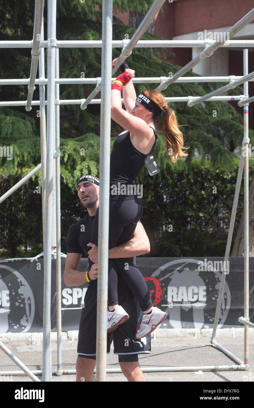 The obstacle spartan race hi-res stock photography and images - Alamy
