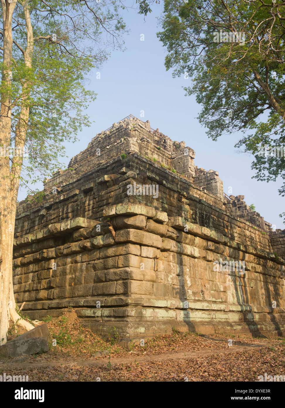 Prasat Thom the principal monument of Koh Ker 127 NE of Siem Reap, Cambodia Stock Photo