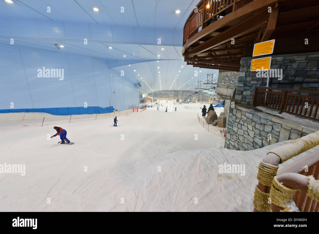 Ski dubai indoor ski slope hires stock photography and images Alamy