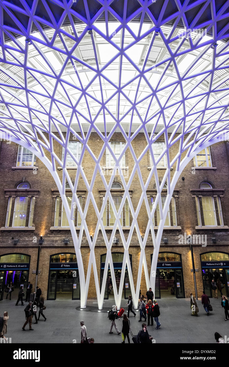 Modern new architecture of Western Concourse at King's Cross railway ...