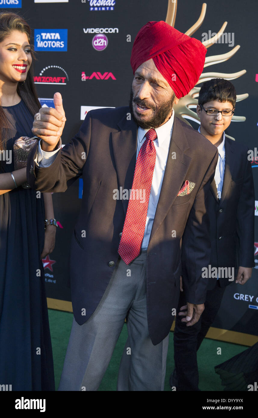 Tampa, Florida, USA. 26th Apr, 2014. Tampa, FL - April 26, 2014: MILKHA SINGH the inspiration for ''Bhaag Milkha Bhaag'' walks the green carpet before watching his movie take home 5 awards at the 15th Tata Motors IIFA Awards. Bhaag Milkha Bhaag took home top honors with Best Movie, Best Director, Best Leading Male Role, Best Supporting Role Female and Best Story. © Andrew Patron/ZUMAPRESS.com/Alamy Live News Stock Photo