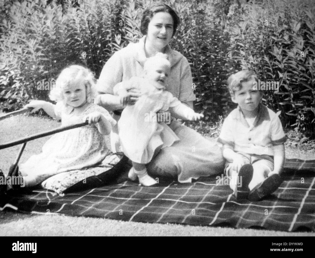 Schwester Von Koenig Carol Ii Von Rumaenien Hi-res Stock Photography 