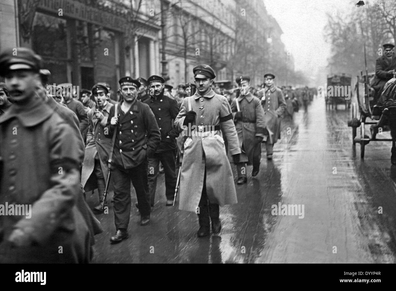 Berlin: Revolution November 1918 Revolutionary troops in Berlin, 1918 Stock Photo