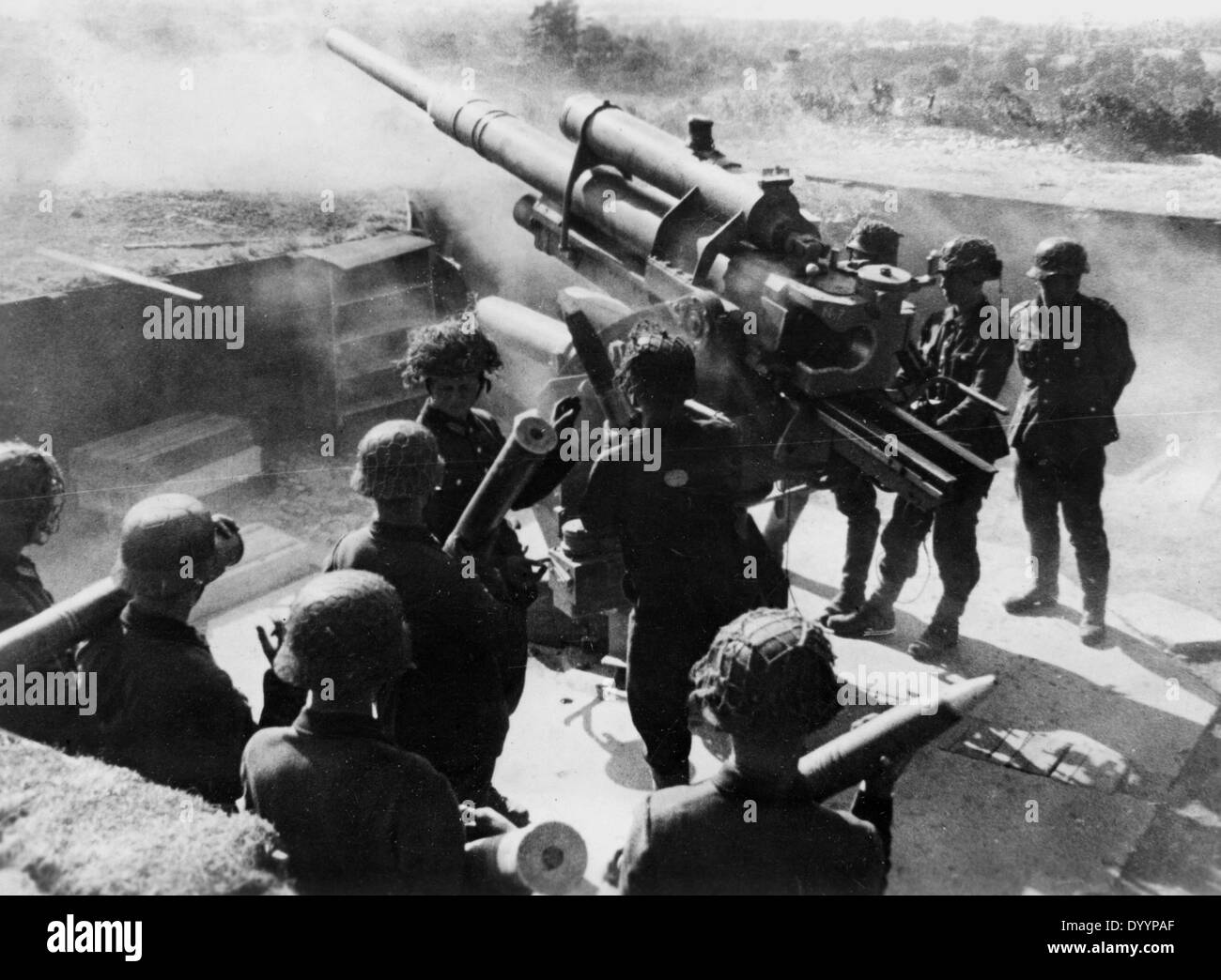 A German 8,8 cm Flak in Normandy, 1944 Stock Photo