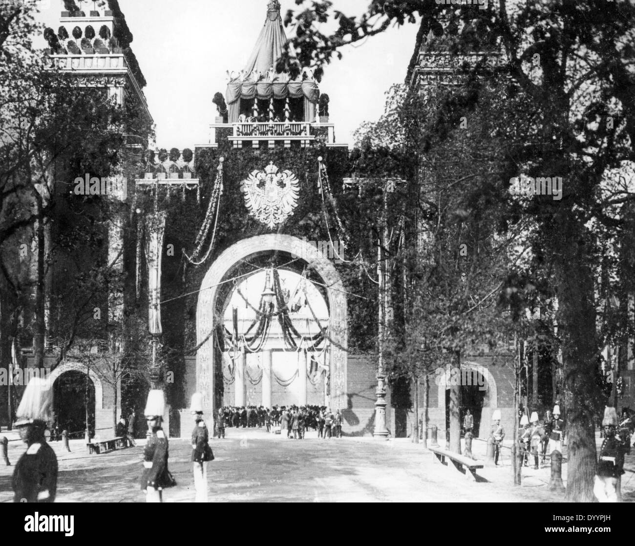 Brandenburg Gate and triumphal arch in Berlin, 1893 Stock Photo