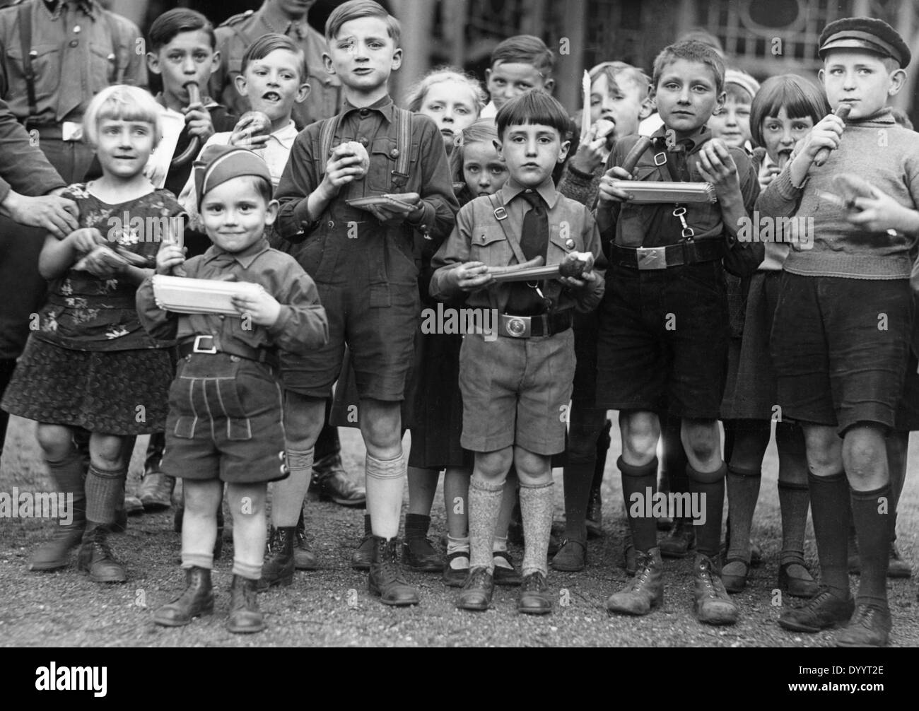 Children are provided with meals by the SA, 1934 Stock Photo