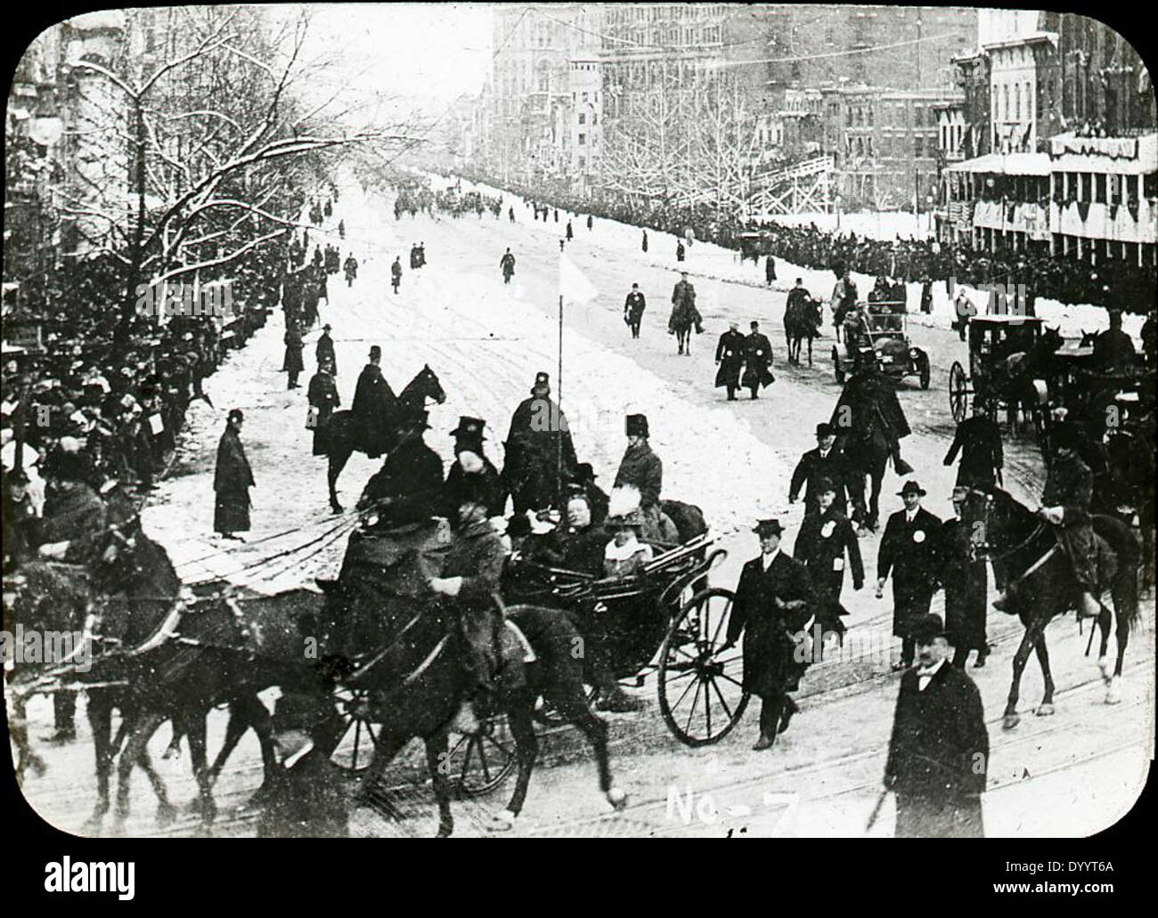 The inauguration of President William Howard Taft in 1909, with a horse ...