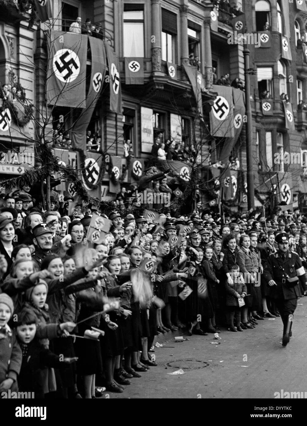 Mass enthusiasm after the annexation of Austria to the Greater German Reich, 1938 Stock Photo