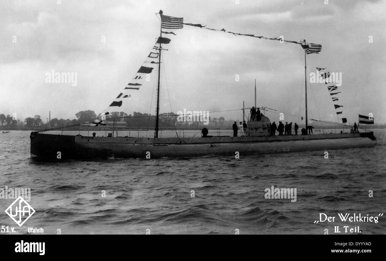 Film photography of the merchant-submarine 'Deutschland', 1928 Stock Photo