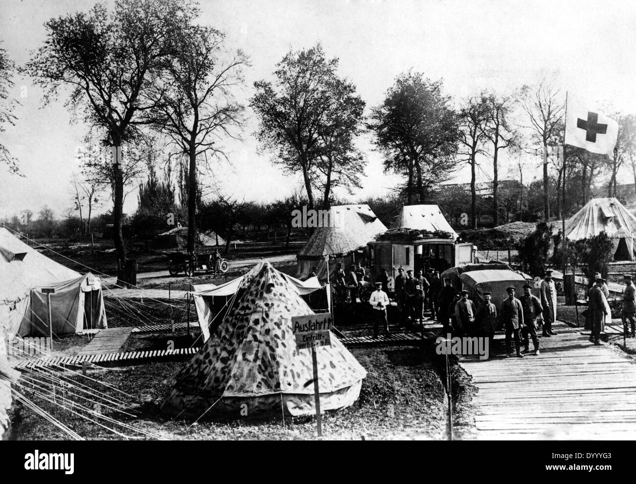 Military hospital camp at the western front, 1918 Stock Photo