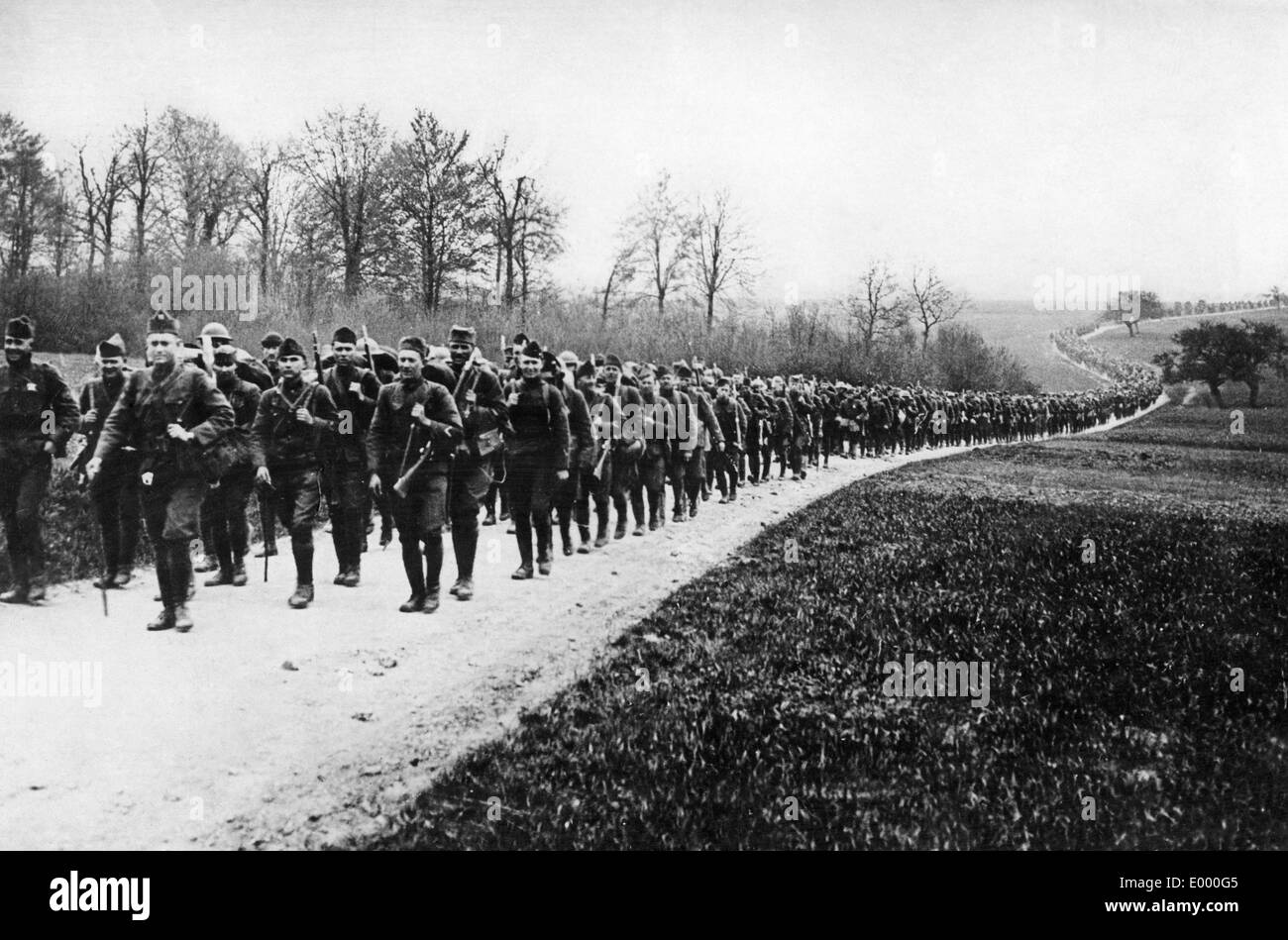 American troops on the way to the front, 1917 Stock Photo - Alamy