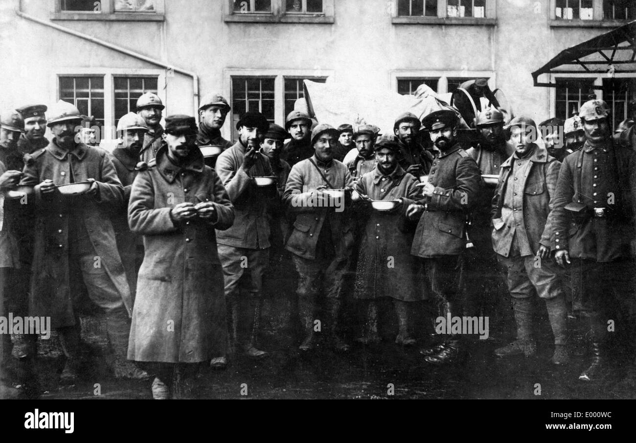 French prisoners of war from Hartmannsweilerkopf, 1916 Stock Photo