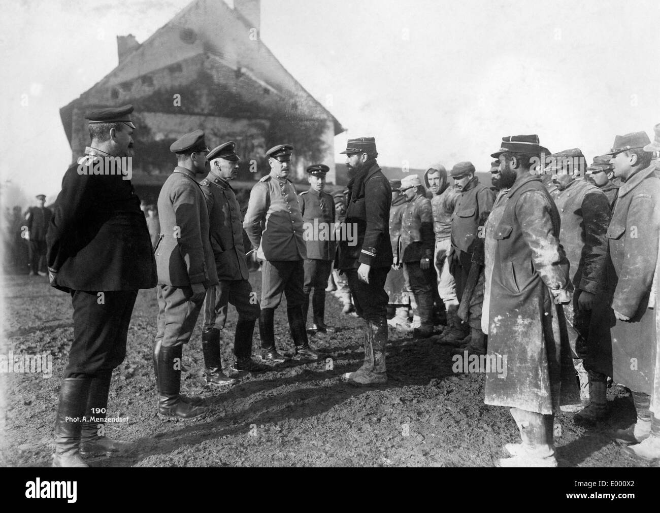 Interrogation of a French captain, 1915 Stock Photo