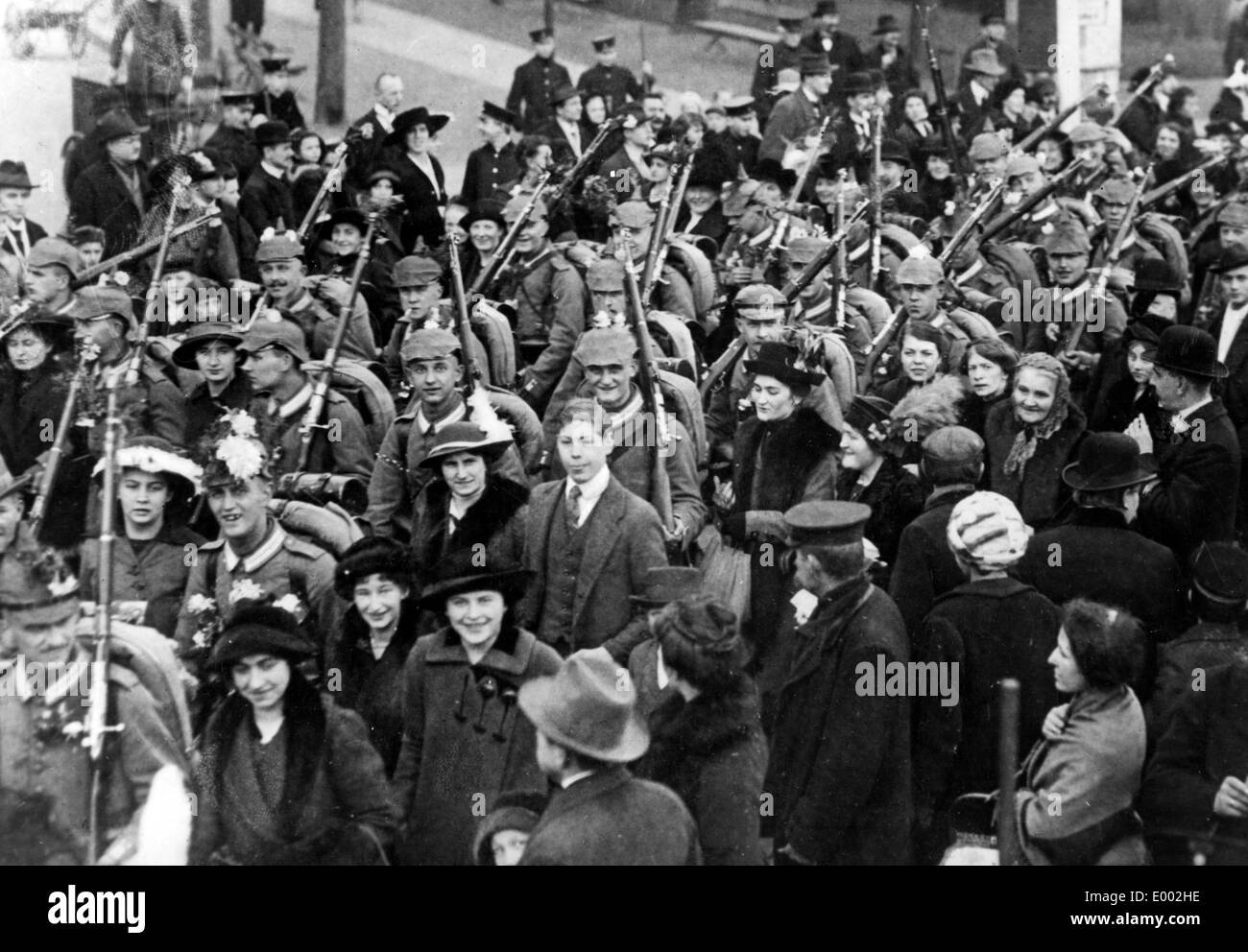 Departure of the volunteers Black and White Stock Photos & Images - Alamy