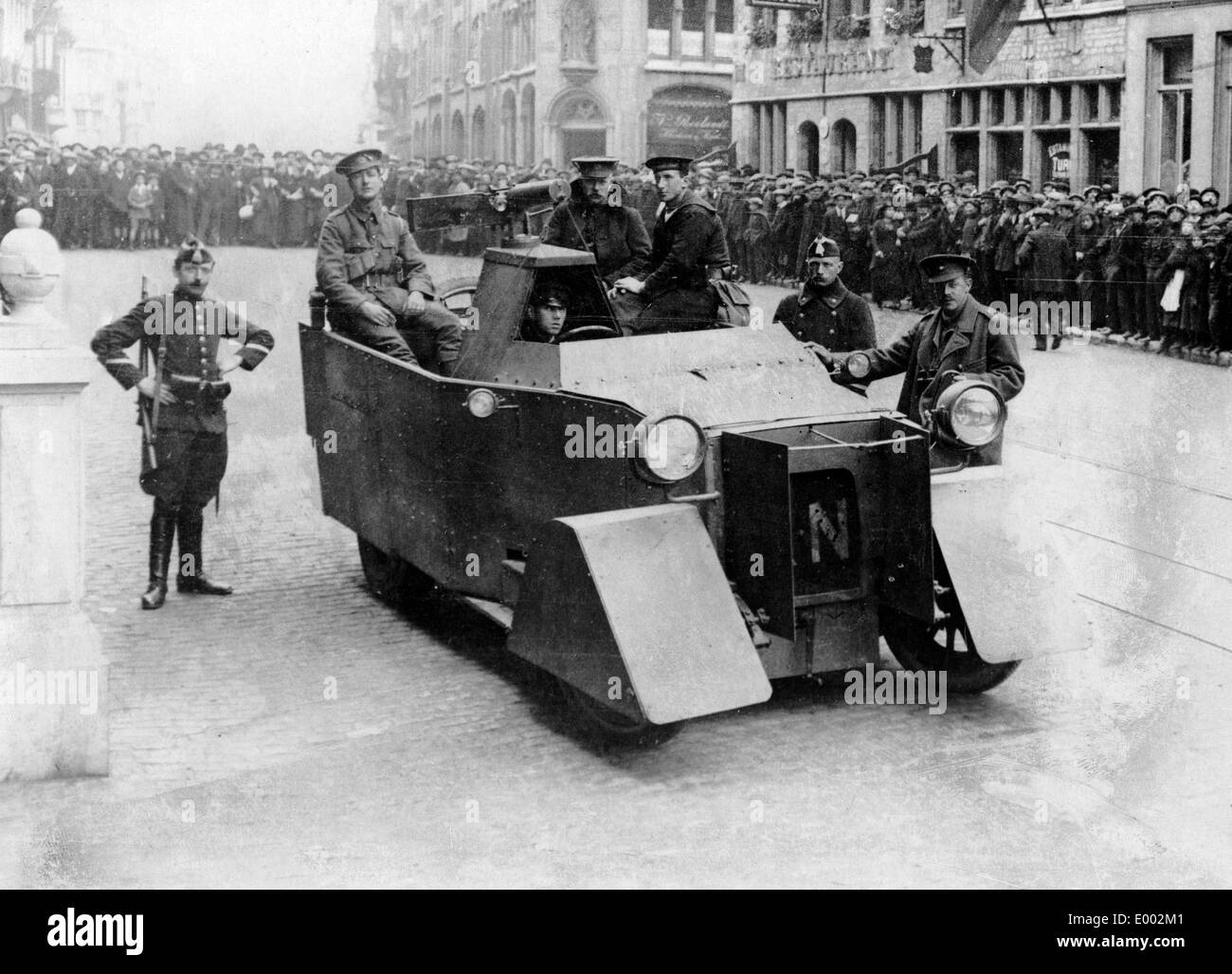 English machine gun tank in Antwerp, 1914 Stock Photo