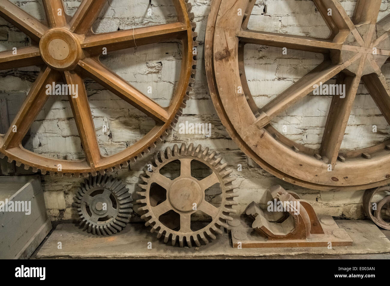 Cog Cogs Wheel Wheels High Resolution Stock Photography and Images Alamy