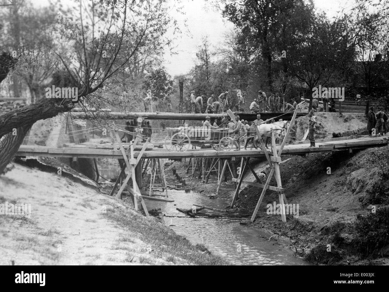 Austro-Hungarian engineers build a bridge, 1915 Stock Photo - Alamy