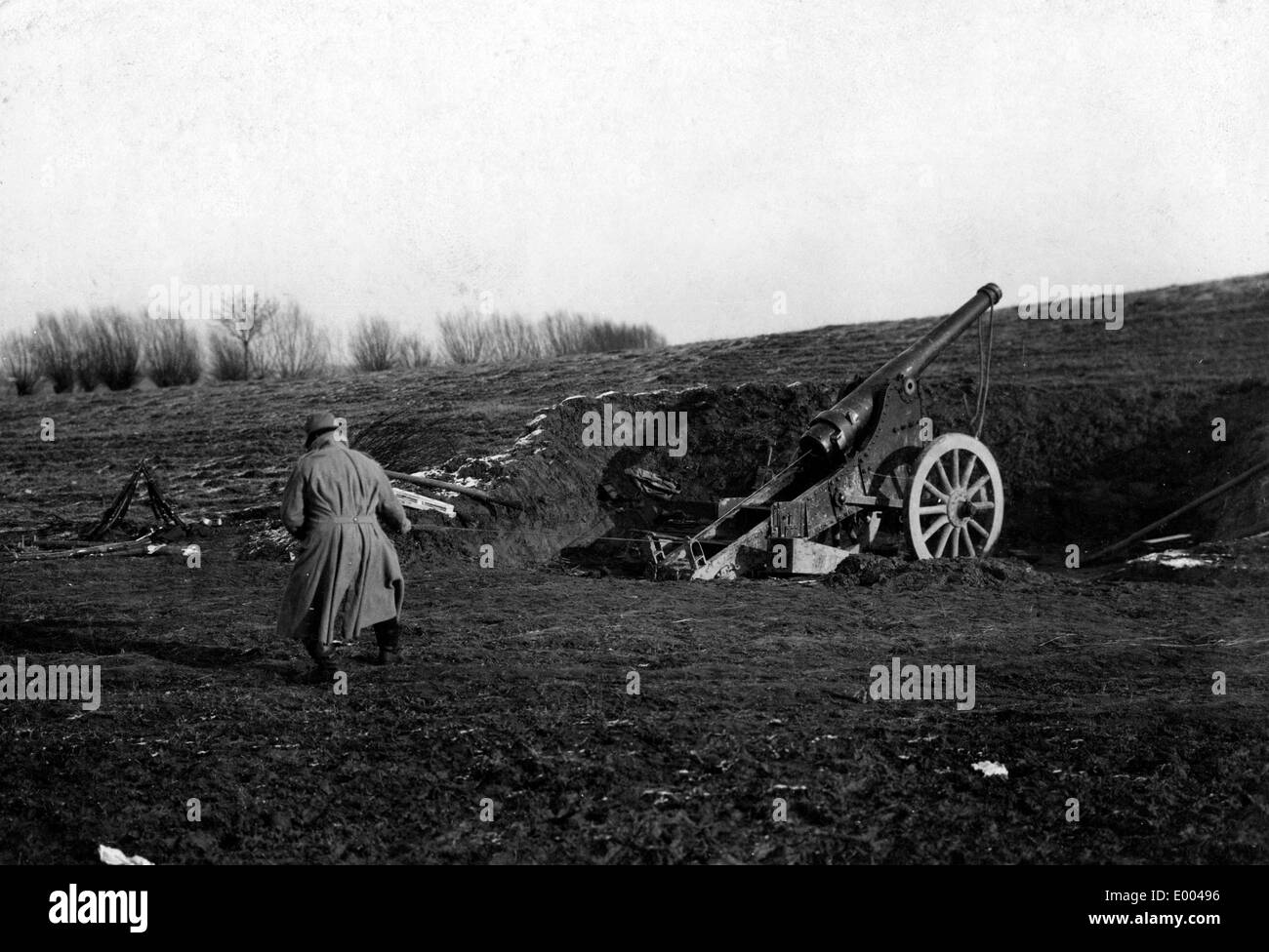 Austrian cannon at the Eastern front, 1915 Stock Photo