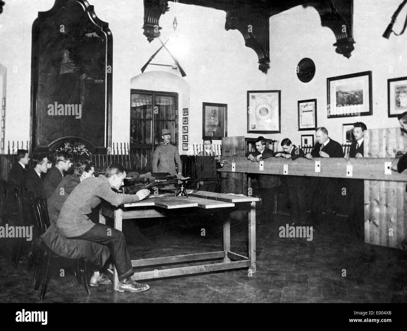 Shooting classes in Vienna, 1914 Stock Photo