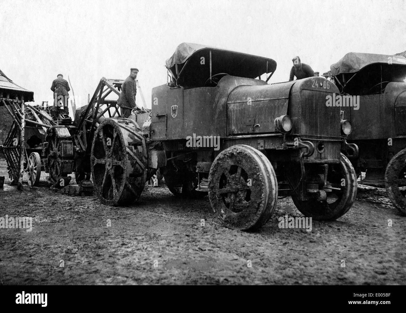 German-Austrian motor battery, 1916 Stock Photo