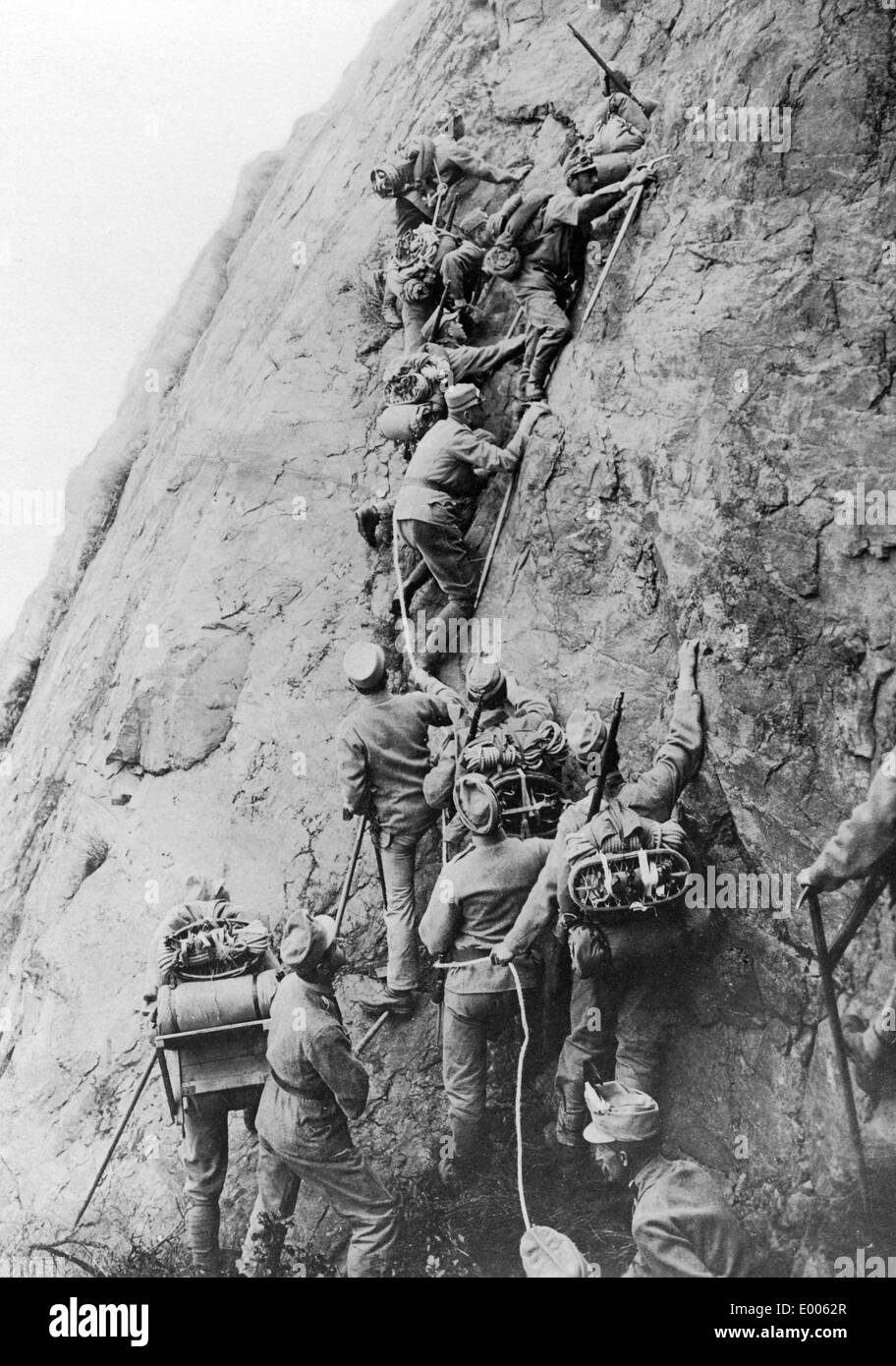 Austro-Hungarian troops in the Dolomite Alps, 1915 Stock Photo