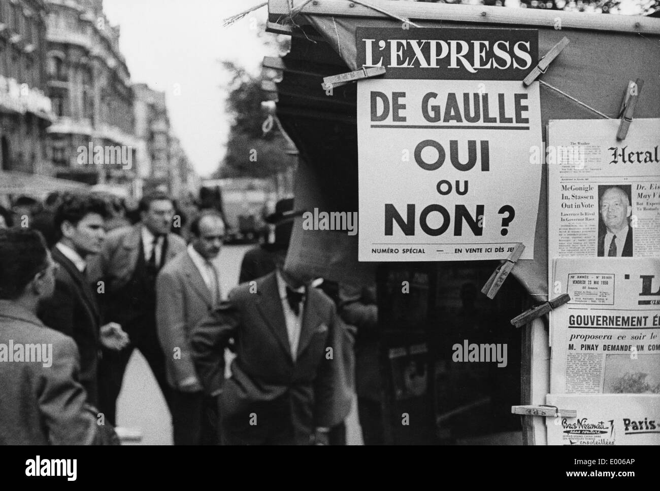 Government crisis in Paris, 1958 Stock Photo