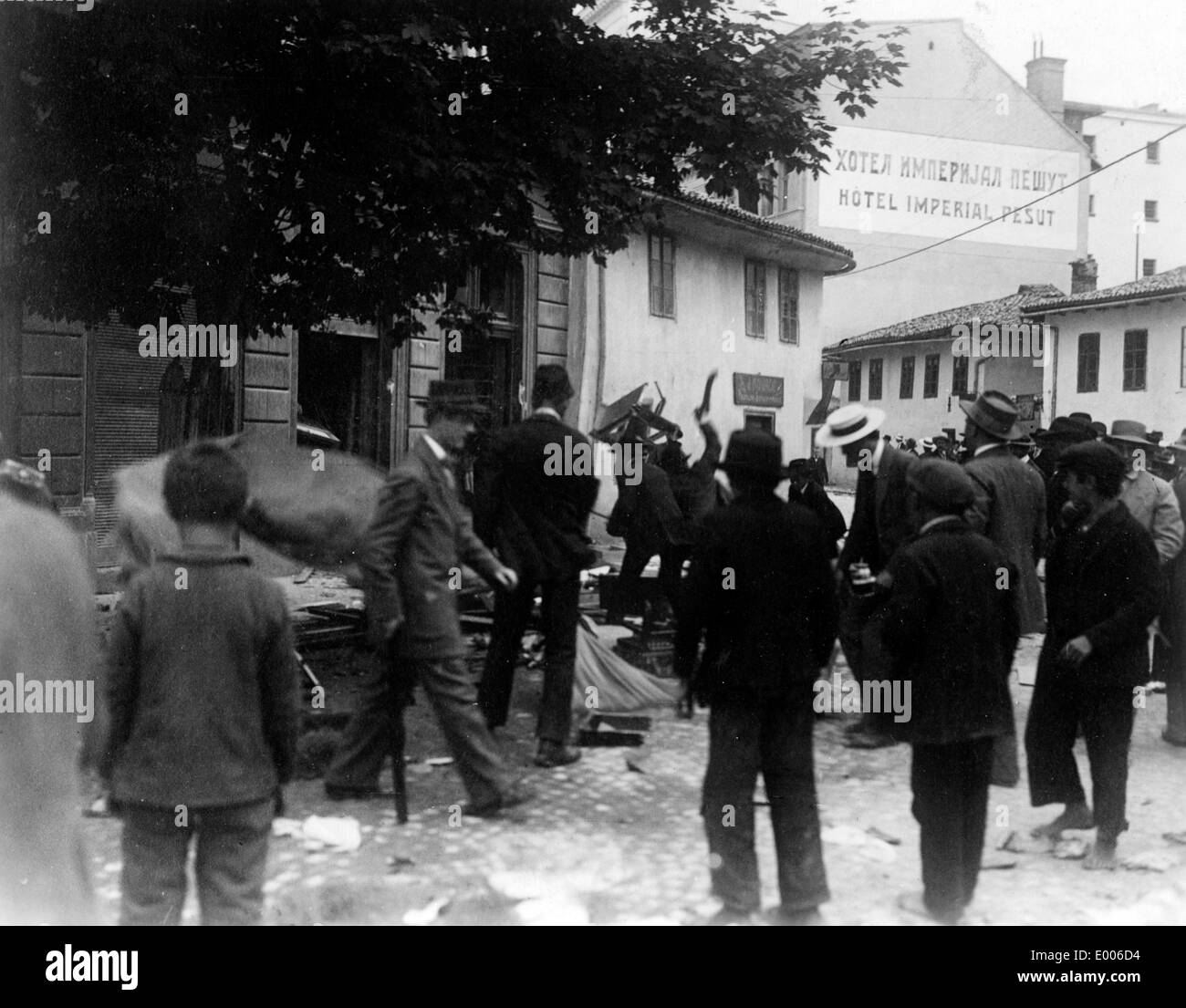 Unrest in Sarajevo after the assassination of the Austrian Archduke, 1914 Stock Photo
