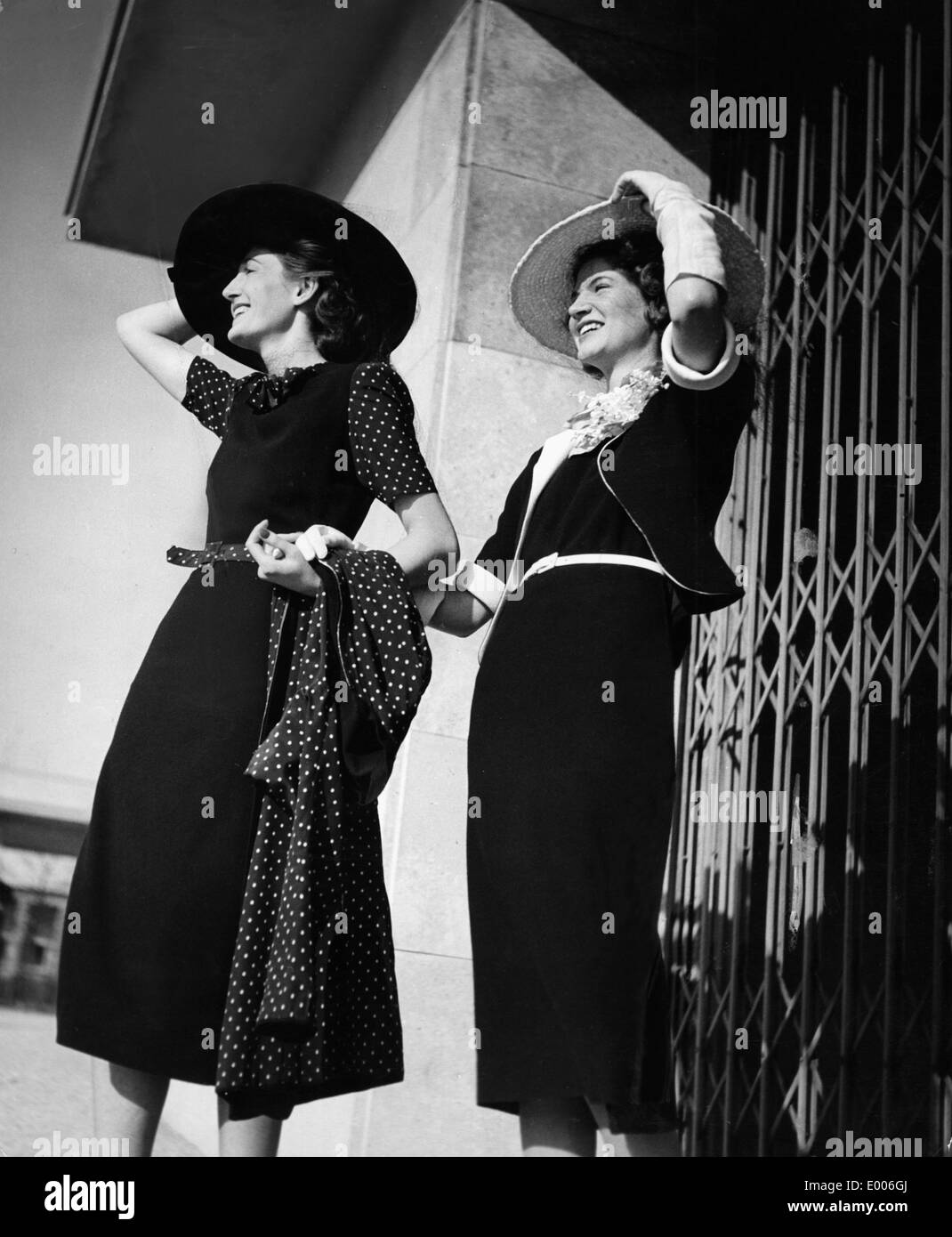 Women's fashion, 1938 Stock Photo - Alamy