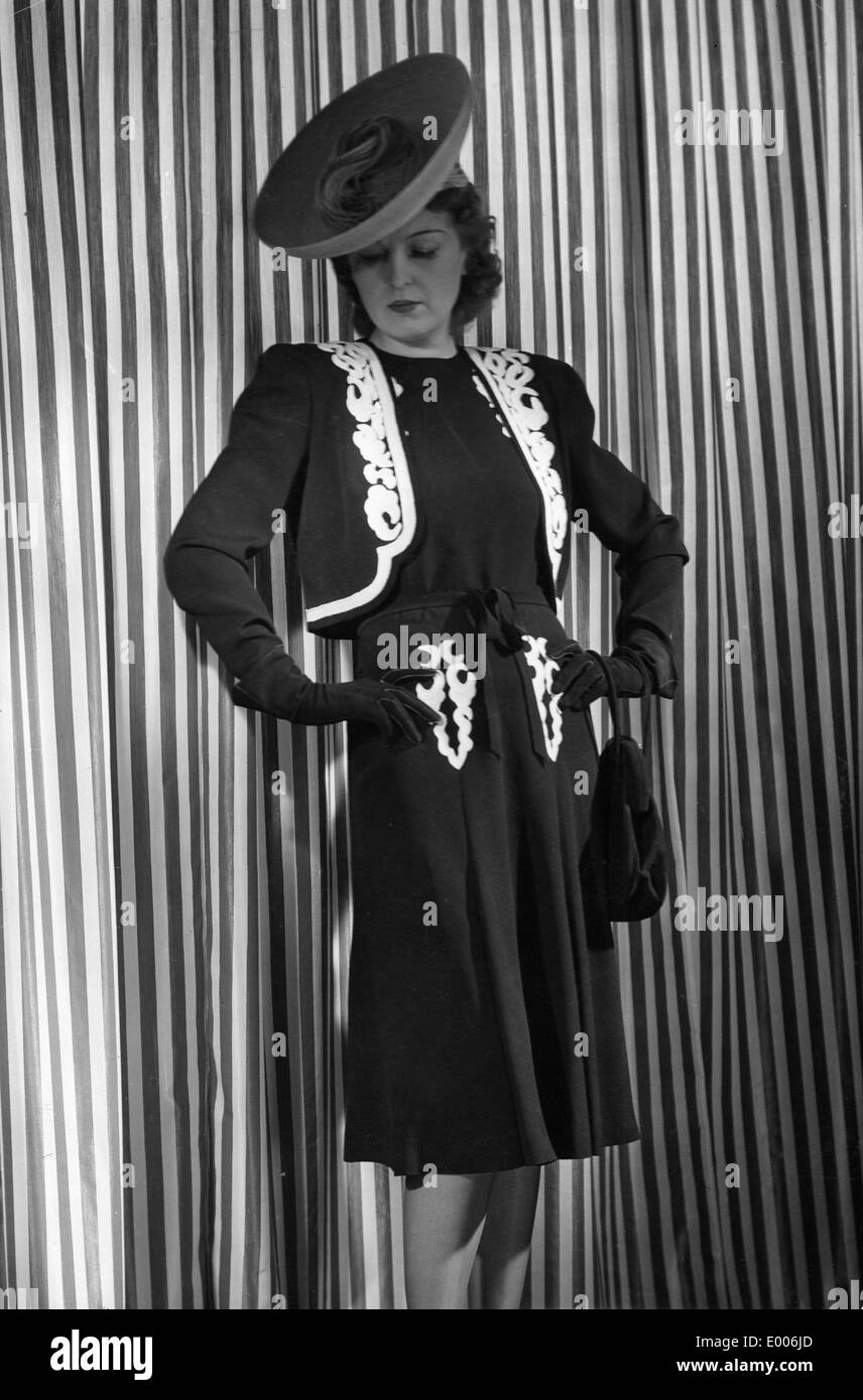 Women's fashion, 1941 Stock Photo - Alamy