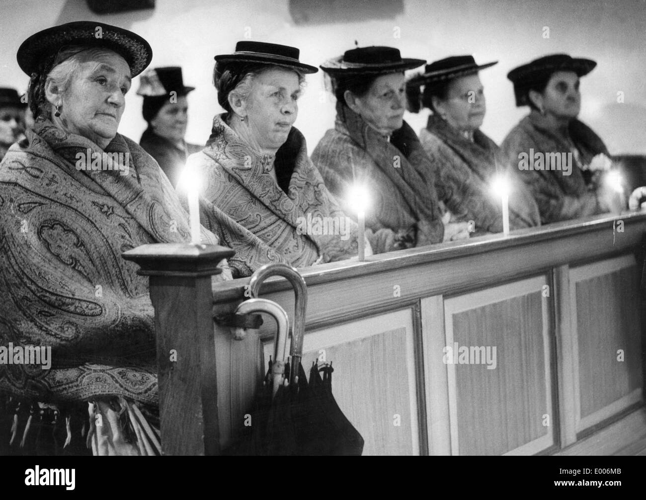 Women in the church, 1959 Stock Photo