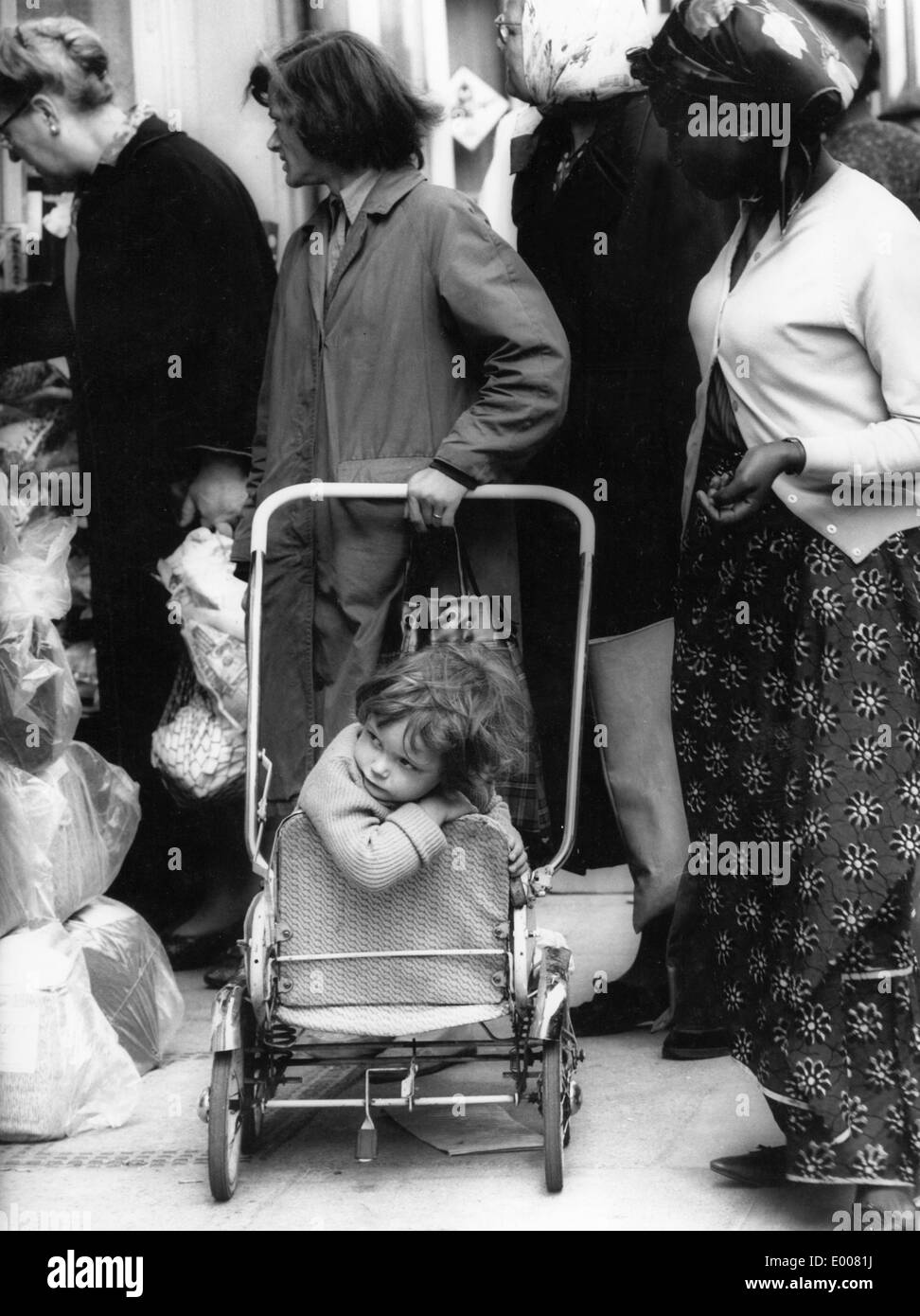 The Portobello Road in London, 1967 Stock Photo Alamy