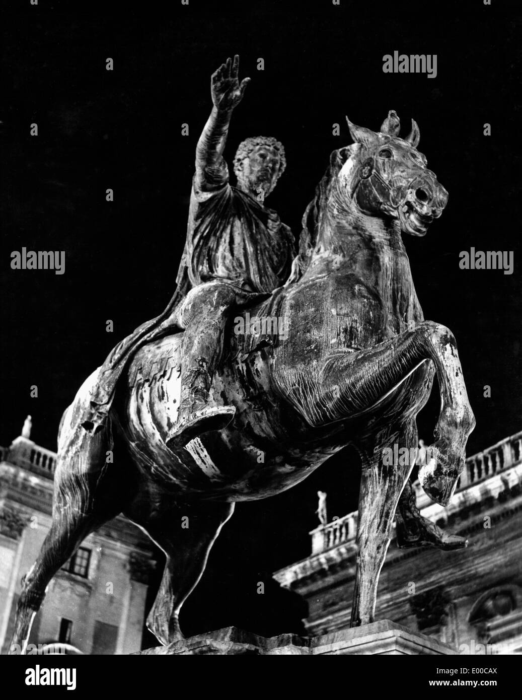 Statue in Rome Stock Photo Alamy