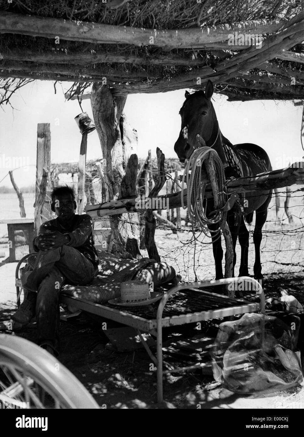 Native american settlement and people Black and White Stock Photos