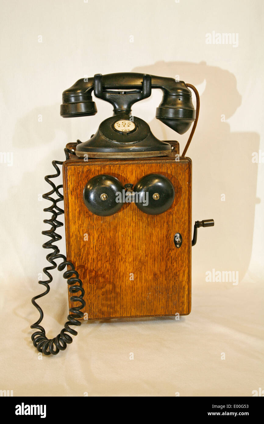 1930s telephone hires stock photography and images Alamy