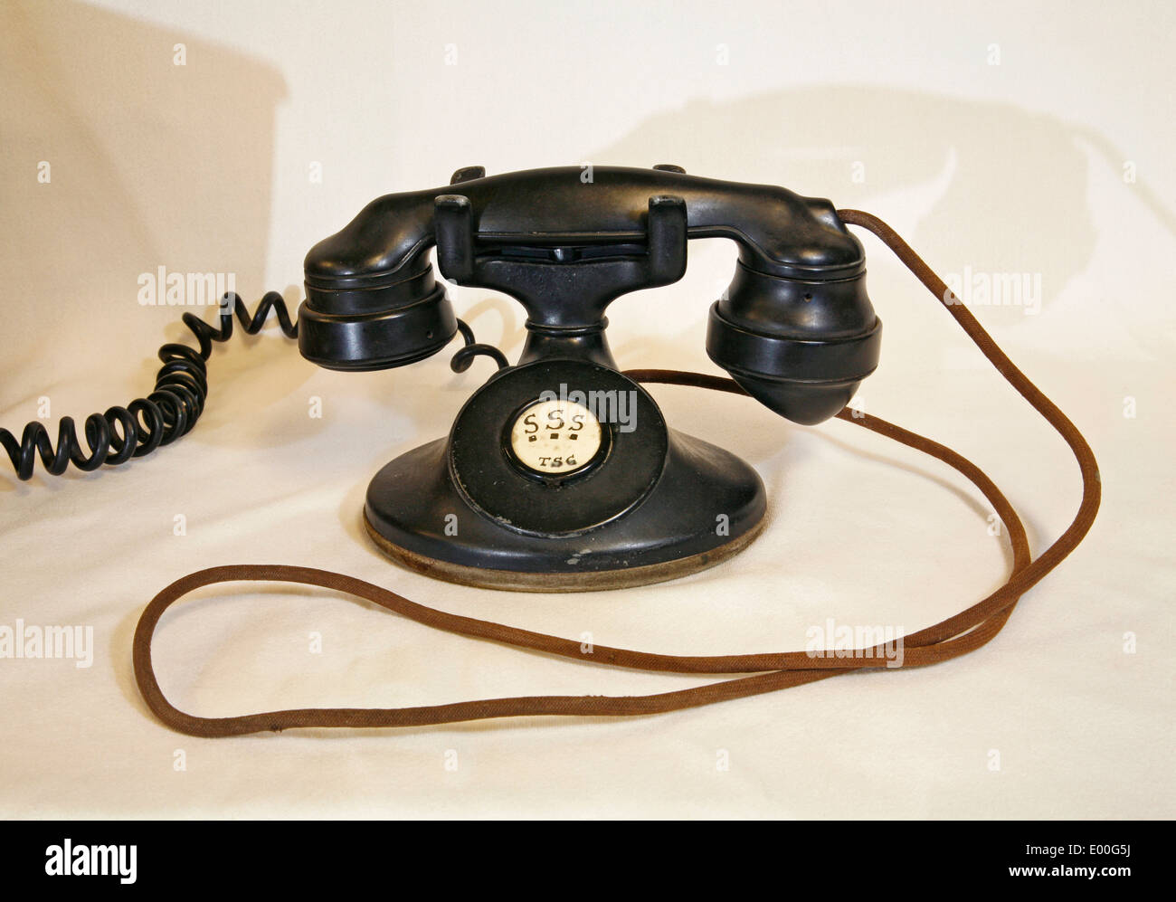 1930s telephone hires stock photography and images Alamy
